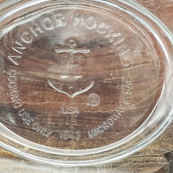 Vintage Anchor Hocking Glass Gravy Boat – Clear Pressed Glass 8.5” with Handle - Picture 9 of 12